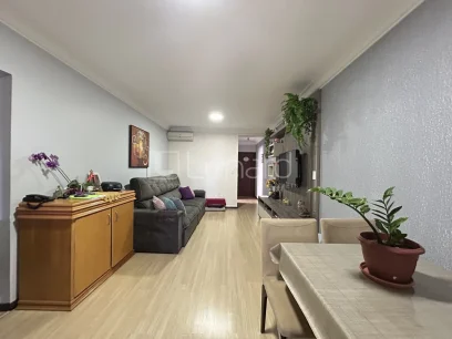 Foto Apartamento com 3 Dormitórios