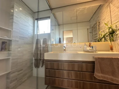 Foto Apartamento com 3 Suítes
