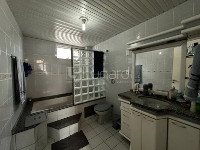 Foto Apartamento com 3 Dormitórios