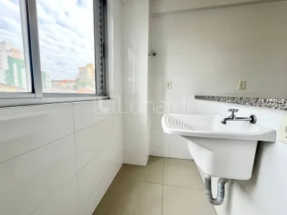 Foto Apartamento com 2 Dormitórios