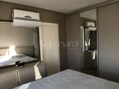 Foto Apartamento com 2 Dormitórios