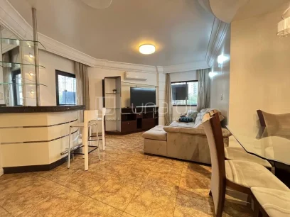 Foto Apartamento com 3 Dormitórios