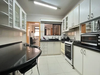 Foto Apartamento com 3 Dormitórios
