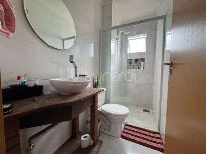 Foto Apartamento com 2 Dormitórios
