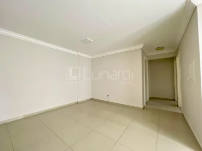 Foto Apartamento com 2 Dormitórios