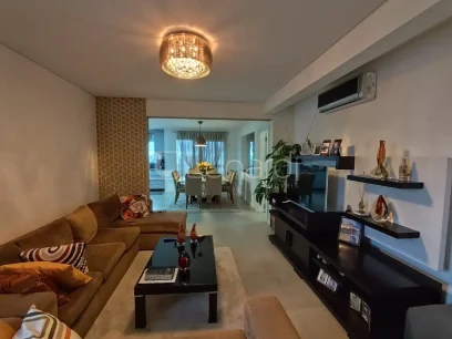 Foto Apartamento com 3 Dormitórios