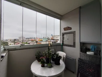 Foto Apartamento com 3 Dormitórios