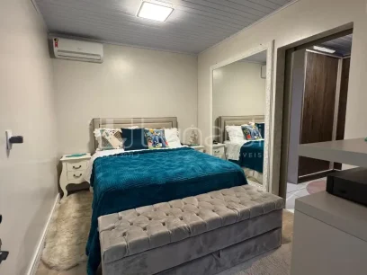 Foto Casa com 2 Dormitórios