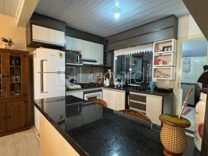 Foto Casa com 2 Dormitórios