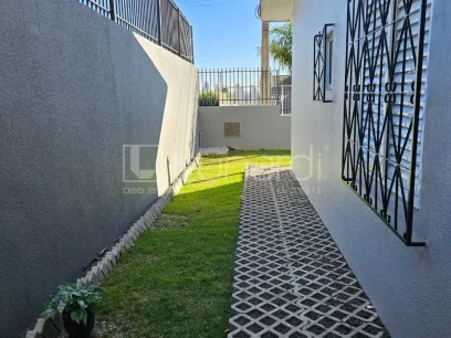 Foto Casa com 3 Dormitórios