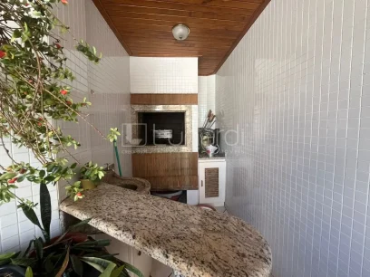 Foto Apartamento com 3 Dormitórios