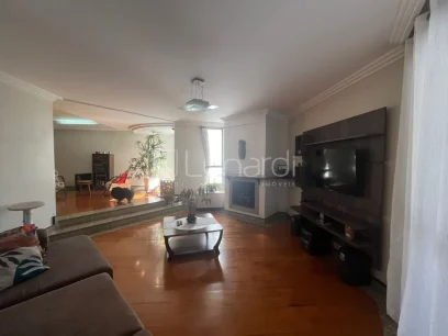 Foto Apartamento com 3 Dormitórios