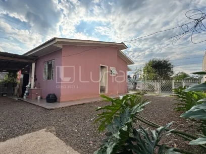 Foto Casa com 2 Dormitórios
