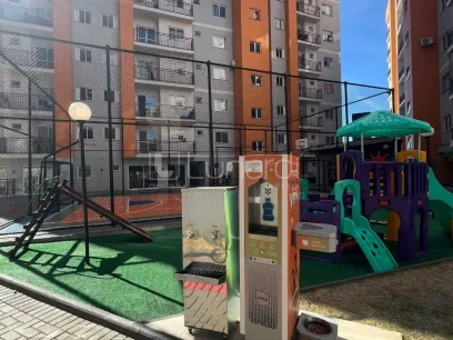 Foto Apartamento com 2 Dormitórios