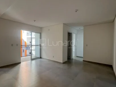 Foto Apartamento com 2 Dormitórios