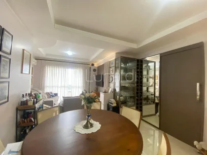 Foto Apartamento com 2 Dormitórios