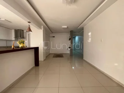 Foto Apartamento com 3 Dormitórios
