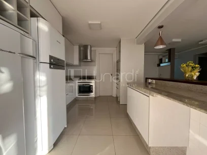 Foto Apartamento com 3 Dormitórios