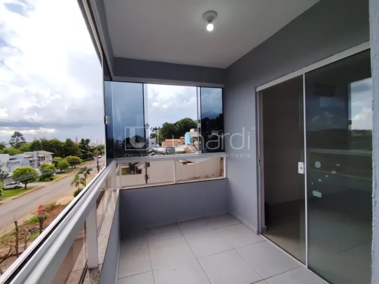 Apartamento com 3 Dormitórios