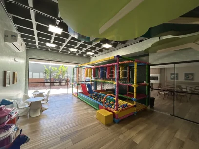 Foto Apartamento com 3 Dormitórios