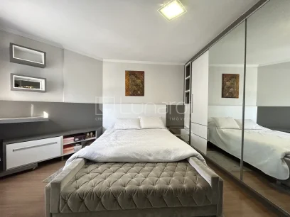Foto Apartamento com 3 Dormitórios