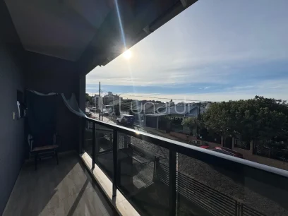 Foto Casa com 4 Dormitórios