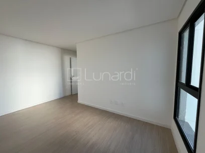 Foto Apartamento com 2 Dormitórios