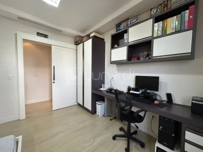 Foto Apartamento com 3 Suítes