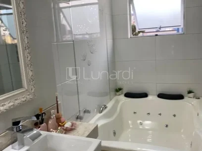Foto Apartamento com 3 Suítes