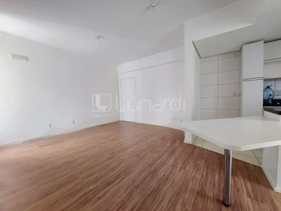 Foto Apartamento com 3 Dormitórios