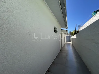Foto Casa com 4 Dormitórios
