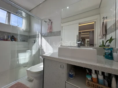 Foto Apartamento com 3 Suítes