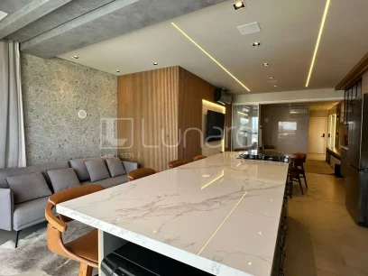 Foto Apartamento com 3 Dormitórios