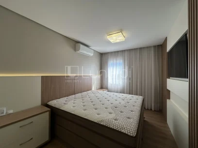 Foto Apartamento com 2 Suítes