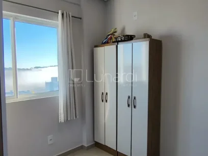 Foto Apartamento com 2 Dormitórios