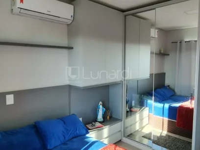 Foto Apartamento com 2 Dormitórios