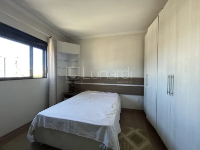 Foto Apartamento com 3 Dormitórios