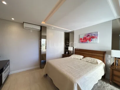 Foto Apartamento com 3 Suítes