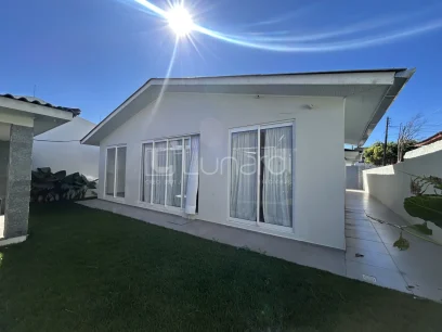 Foto Casa com 4 Dormitórios