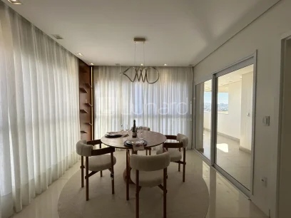 Foto Apartamento com 2 Suítes