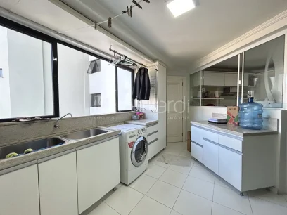 Foto Apartamento com 3 Dormitórios