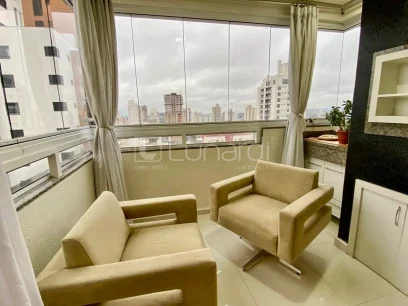 Foto Apartamento com 2 Dormitórios