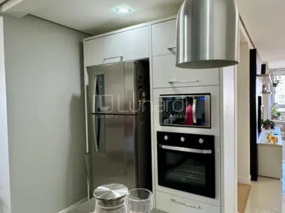 Foto Apartamento com 2 Dormitórios