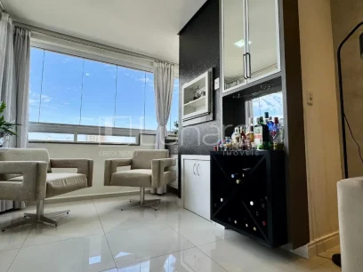 Foto Apartamento com 2 Dormitórios