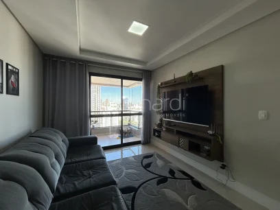 Foto Apartamento com 3 Dormitórios