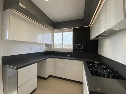 Foto Apartamento com 3 Dormitórios