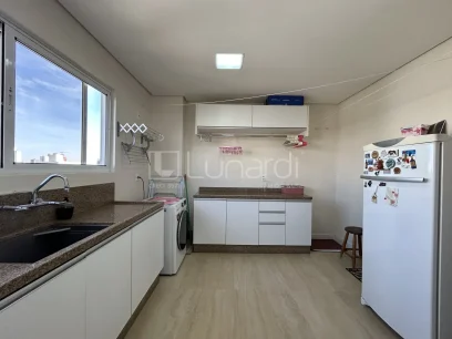 Foto Apartamento com 3 Suítes
