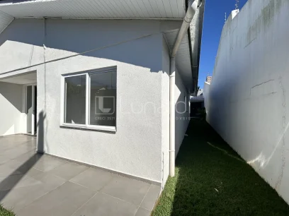 Foto Casa com 4 Dormitórios