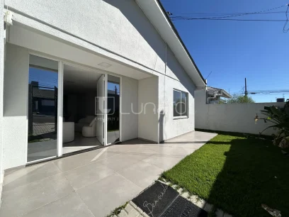 Foto Casa com 4 Dormitórios