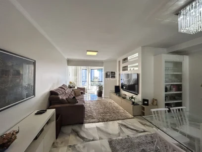 Foto Apartamento com 3 Dormitórios